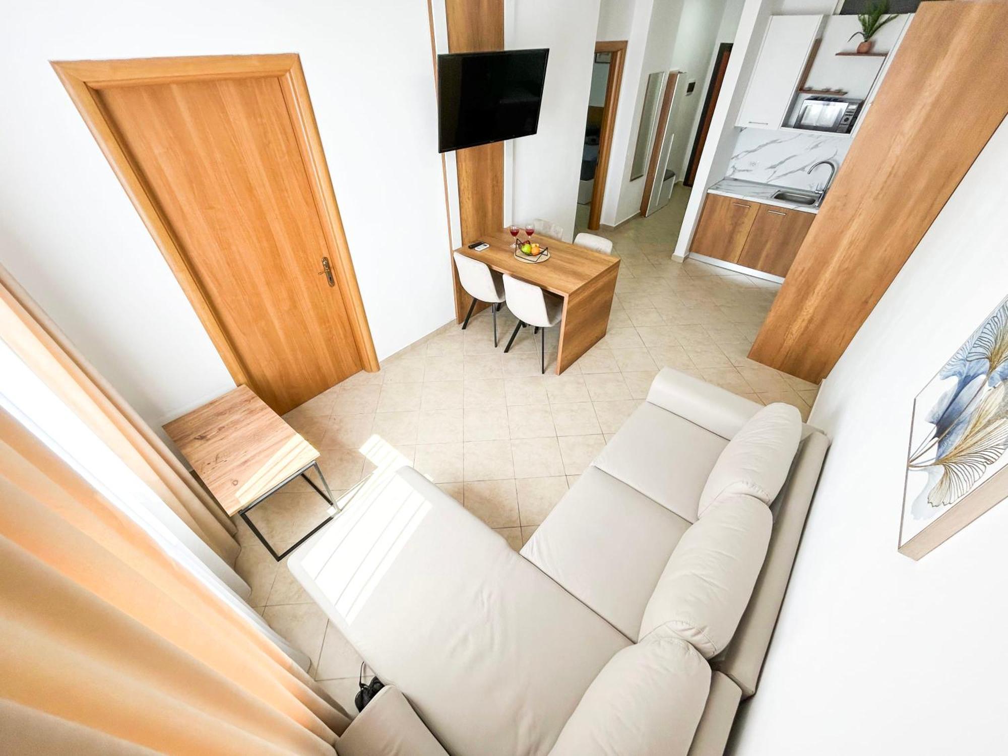 2 Bedroom 980
