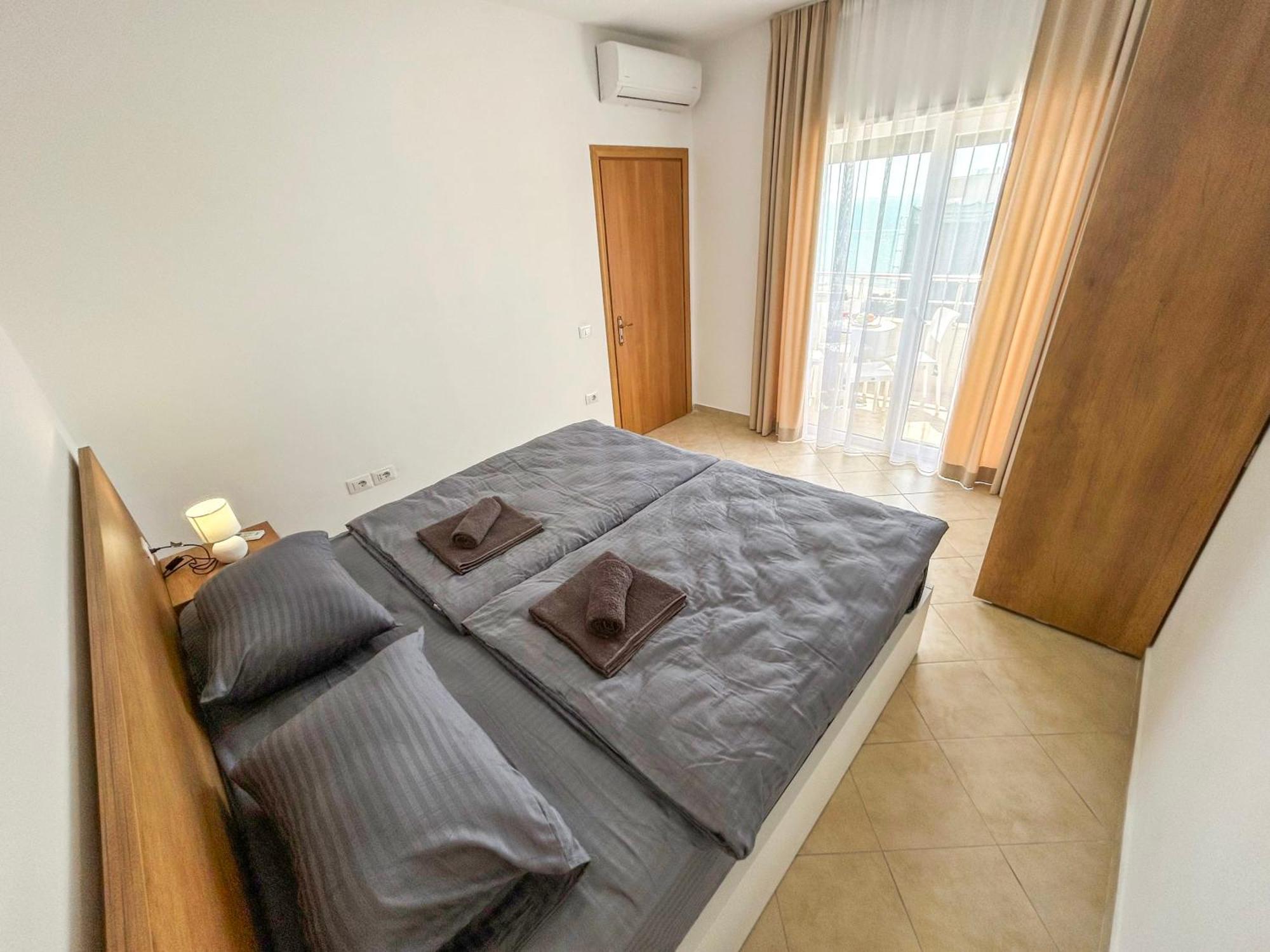 2 Bedroom 980 Апартаменти Дуррес