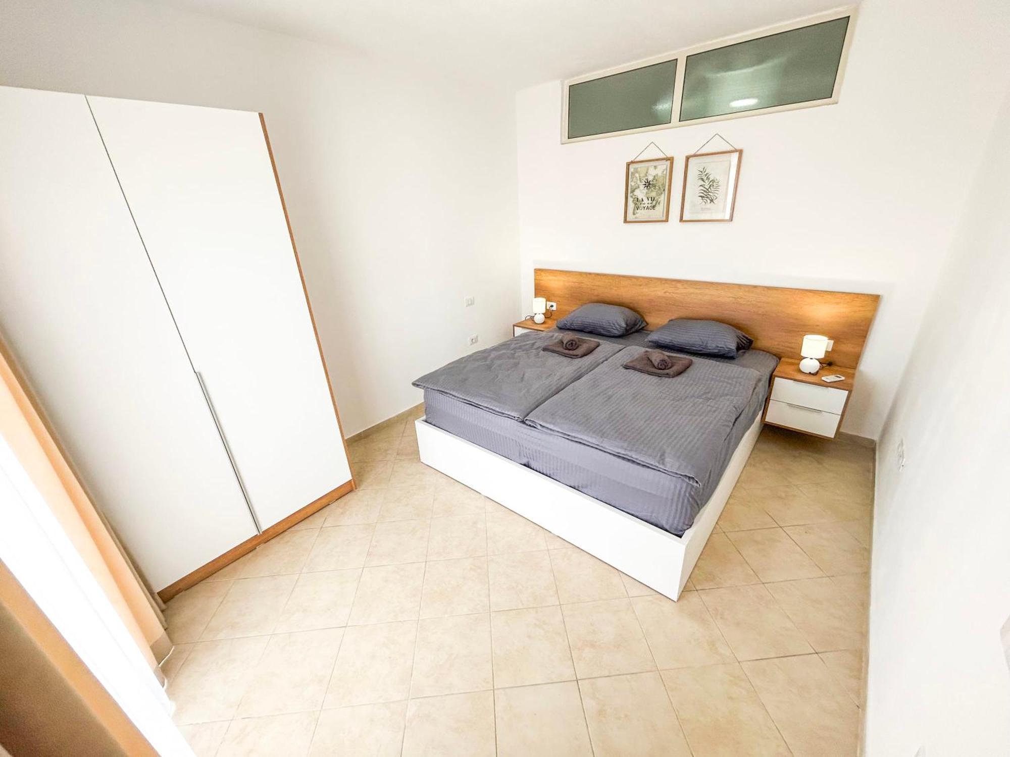 2 Bedroom 980 Appartement *